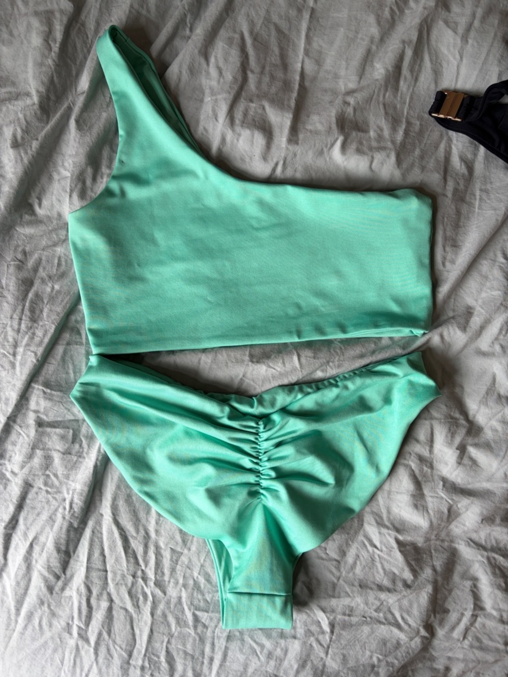 Londre One-Shoulder Mint Green Bikini Set